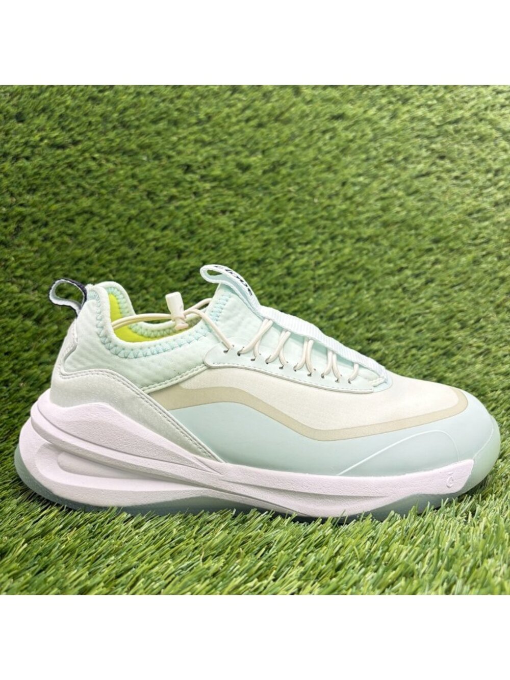 Clove Aeros Womens Size 7.5 Blue White Athletic Walking Nursing Shoes Sneakers